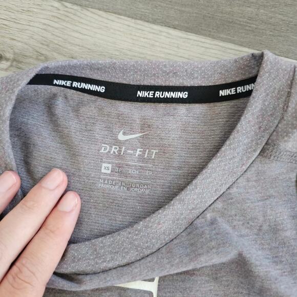 NWT Nike Running Tank - Picture 2 of 6